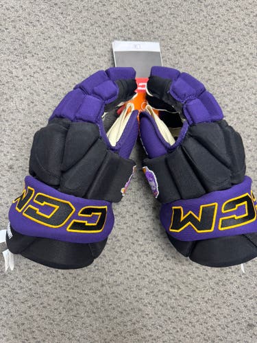 CCM HG95C Gloves 15" (New)