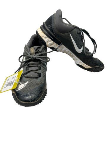 Used Nike TURF SHOE BB/SB Cleats Grey Youth 06.5 11835-S000207548