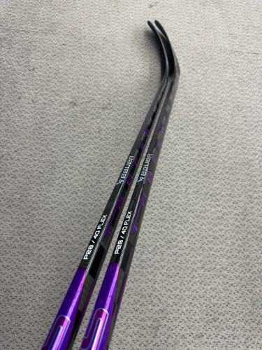 2-Pack Purple Junior Bauer Nexus Tracer Right Handed Hockey Stick P28 40 Flex (New)