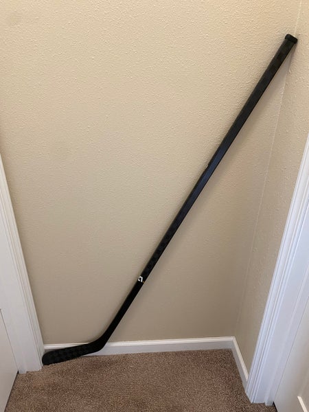 Senior Right Handed Hockey Stick 70 Flex PSHS VS Model (Used)