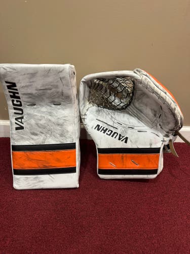 Vaughn VX1 Pro Carbon Regular Pro Stock glove and blocker Item#LHPTO