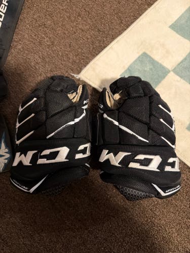 CCM JetSpeed FT1 Gloves 12" (Used)