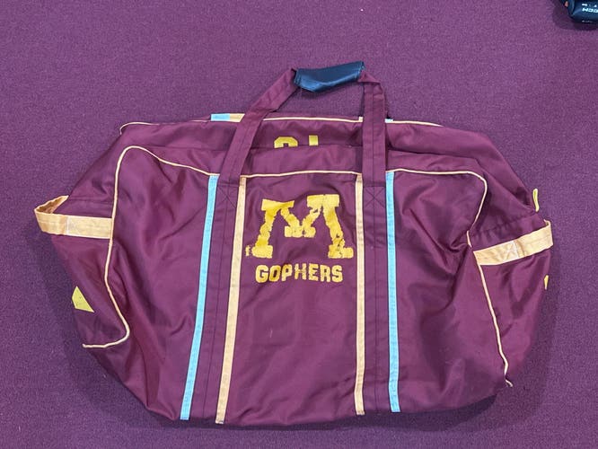 University of Minnesota game bag Item#MN18B