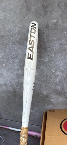 Easton Ghost Unlimited Composite Bat (-11) 23 oz 33" (Used)