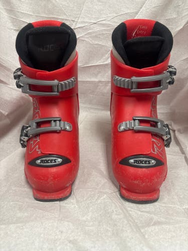 Mondo 21.5 Kid's Roces Idea 6 in 1 All Mountain Ski Boots (Used)