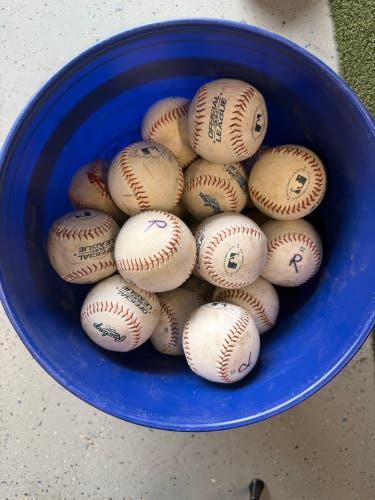 Rawlings Baseballs 48 (Used)