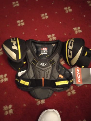 Small Youth CCM Tacks AS-V Pro Shoulder Pads (New)