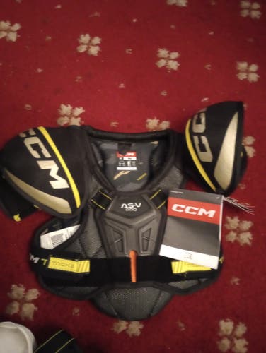 Small Youth CCM Tacks AS-V Pro Shoulder Pads (New)