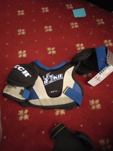 XS Youth Itech 255TL Shoulder Pads (New)