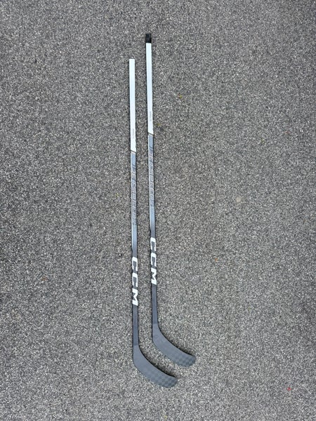 2 Pack CCM JetSpeed FT6 Pro Right Handed Hockey Stick P92M 105 Flex Pro Stock (New)