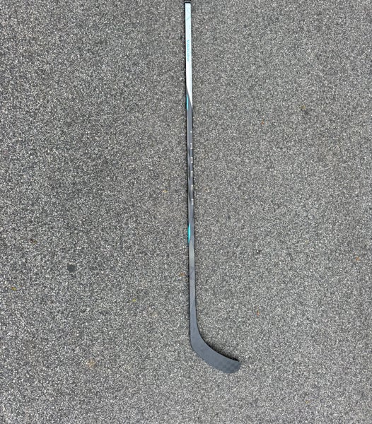 Senior Bauer Nexus Tracer Right Handed Hockey Stick P92 77 Flex (Used)
