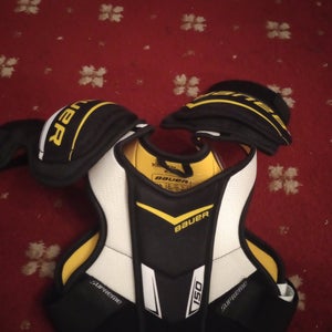 Small Youth Bauer Shoulder Pads (New)