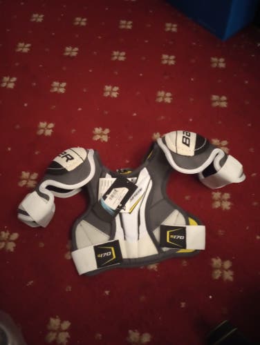 Small Youth Bauer Supreme 170 Shoulder Pads (New)