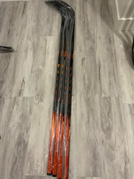 Senior Bauer Nexus Tracer Right Handed Hockey Stick P28M 95 Flex Pro Stock (New)