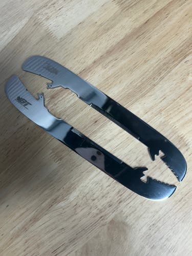 212mm Blade Tech Runners (Fit Bauer PowerFly Holder) Bauer FlyTi Equivalent (New) PWHL Pro Stock
