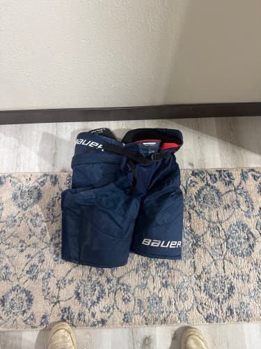 Men's Senior Large Bauer Vapor Hyperlite Hockey Pants (Used)