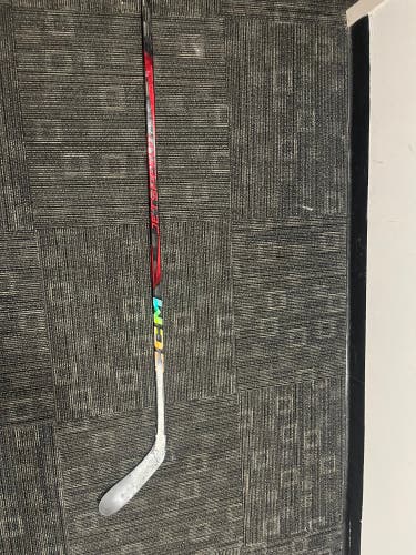 Senior CCM JetSpeed FT7 Pro Left Hand Hockey Stick P28 70 Flex Pro Stock (Used)