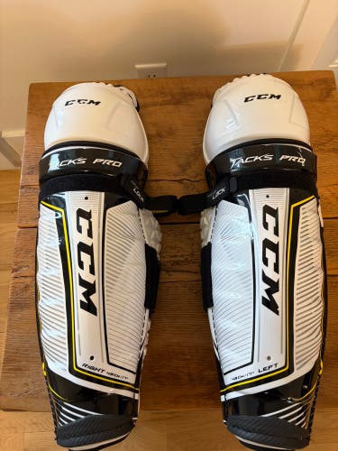 CCM Tacks Pro 17" Shin Pads (Used) senior