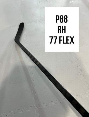 Senior(1x)Right P88 77 Flex ProBlackStock™ Unbranded Blackout Pro Stock Nexus Hockey Sticks