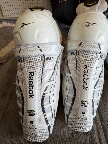 Senior Reebok 20K Pro 16" Shin Pads Pro Stock (Used)