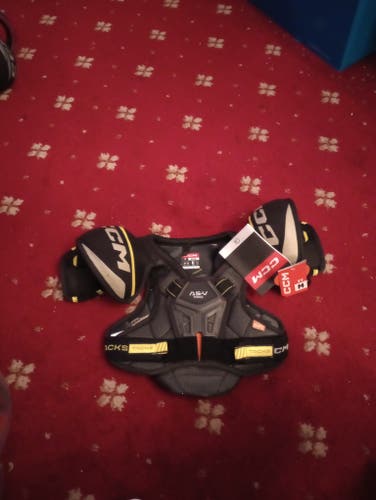 Medium Youth CCM Tacks AS-V Pro Shoulder Pads (New)