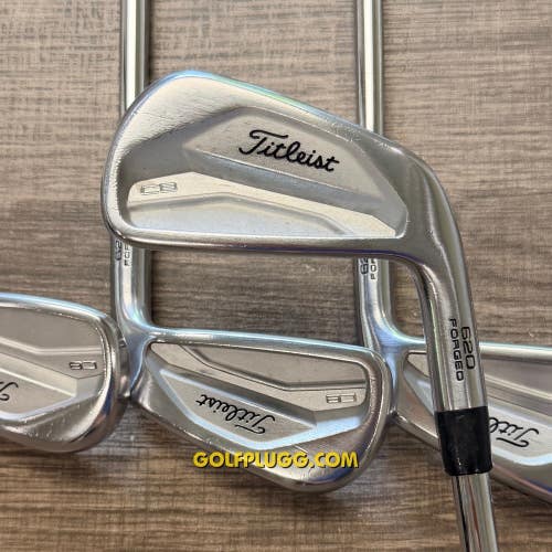 Titleist 620 CB Iron Set 4-PW / Project X LZ Steel, X Stiff (174)