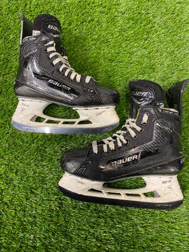 Bauer BTH20 Supreme Matrix Hockey Skates | Intermediate Size 5 (Fit 2)