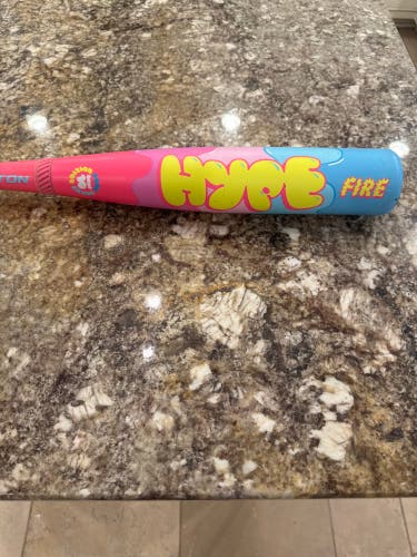 2025 Easton Hype Fire Limited Edition Pool Party(-10) 18 oz 28" (Used)