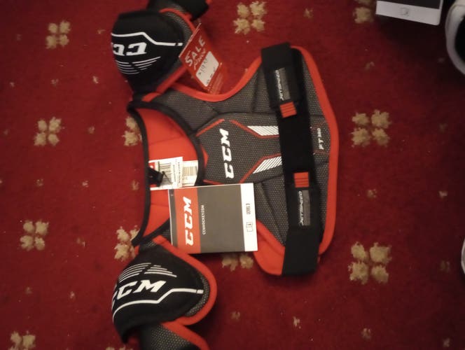 Medium/Large Youth CCM JetSpeed FT350 Shoulder Pads (New)