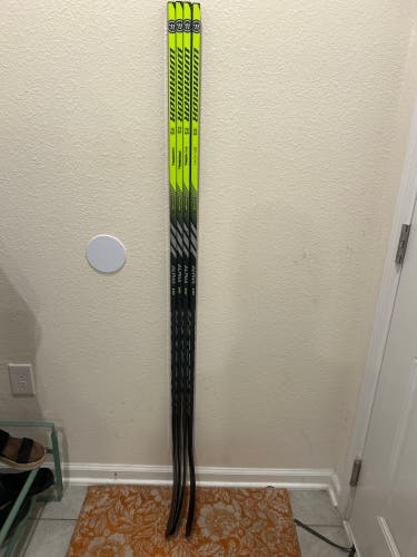 Senior Warrior Alpha LX2 Left Hand Hockey Stick M90 75 Flex Pro Stock (Used)