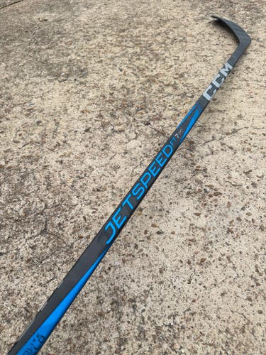 CCM JETSPEED FT7 PRO Pro Stock Hockey Stick Grip P90M 70 Flex Right 5357