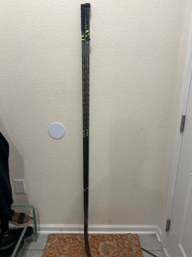 Senior Warrior Alpha LX Pro Right Handed Hockey Stick M90 85 Flex (Used)