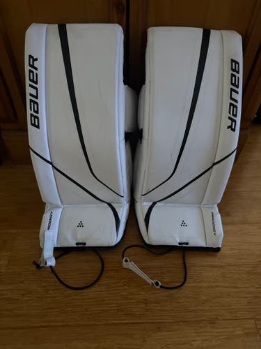 Youth Large 2025 Bauer Prodigy Goalie Leg Pads (Used)