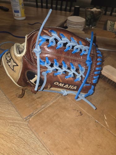Louisville Slugger RH Infield TPX Omaha Baseball Glove 11.5" (Relaced, and Conditioned)