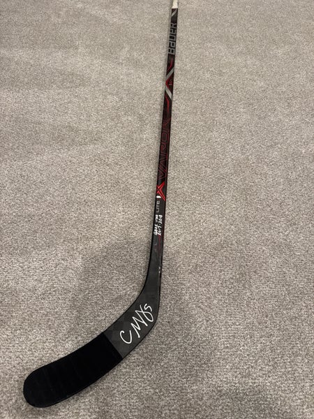 NHL GAME USED + Autographed Senior Bauer Vapor 1X Lite Right Handed Hockey Stick 87 Flex Pro Stock