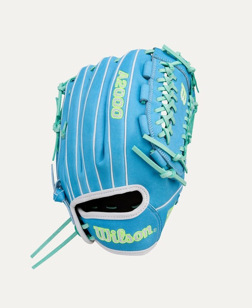 Wilson 2026 Spring A2000 FPHG 12 Pitchers Softball Glove RHT WBW10423512 (NEW)