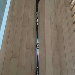 NEW Intermediate Bauer Proto2 Right Hand Hockey Stick P28 55 Flex (New)