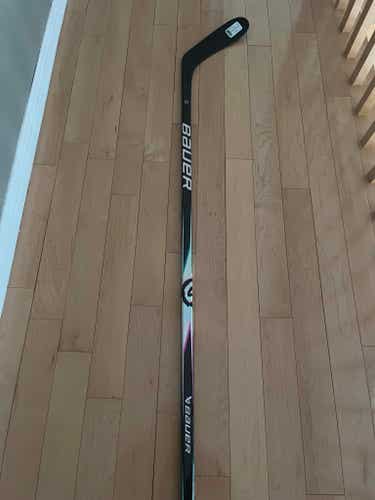 NEW Intermediate Bauer Proto2 Right Hand Hockey Stick P28 55 Flex (New)