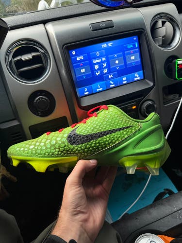 Kobe Grinch Cleats
