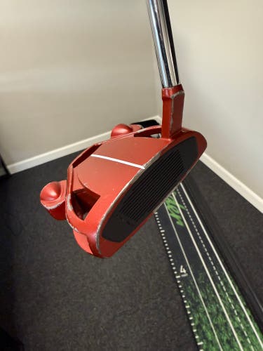 TaylorMade Spider Tour Red Right Handed Putter