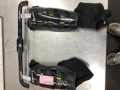 Used Nike T90 Soccer Shin Guards Junior Black MD 11613-S000181413