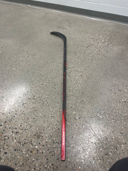 Senior Bauer Nexus Tracer Right Handed Hockey Stick P90TM 77 Flex Pro Stock (Used)