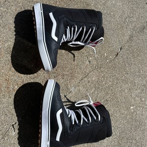 Size M 9.0 (W 10.0) Vans Invado Snowboard Boots Medium Flex (Used)