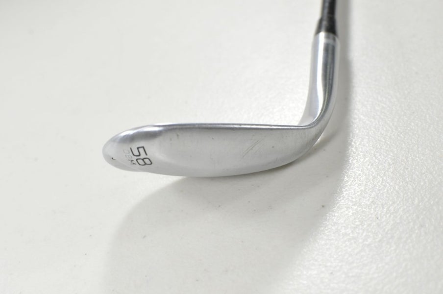 Titleist Vokey SM10 Nickel 58*-08M Wedge Right DG S400 Stiff Flex
