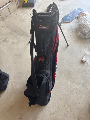Unisex Titleist Players 4 Bag (Used)