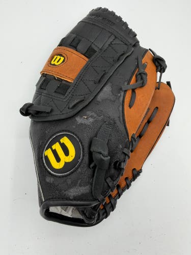 Wilson A2160 RH Baseball Glove 12"