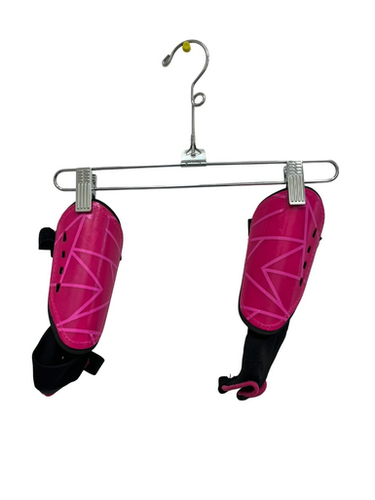 Used Dsg Soccer Shin Guards Youth Pink MD 11692-S000150129