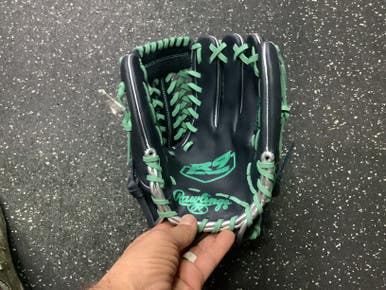Used Rawlings R9205-4N BB/SB Glove RH Throw Black 11 3/4" 10743-S000482729