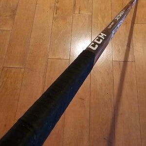 CCM Jetspeed Pro 2 Hockey Stick – Right Hand – McDavid Pattern – 85 Flex – Grip (Used)