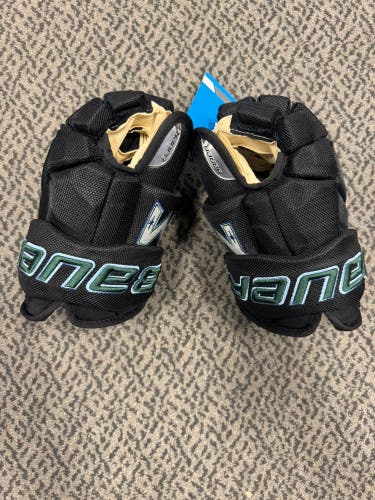 Bauer Vapor Pro Team Gloves 12" (New)